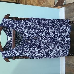 Coral Bay 1X sleeveless blouse, good condition, smoke and perfume free home.
